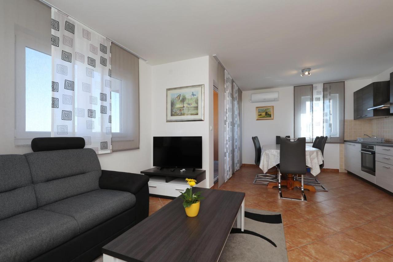 Apartment Dora Preko Buitenkant foto
