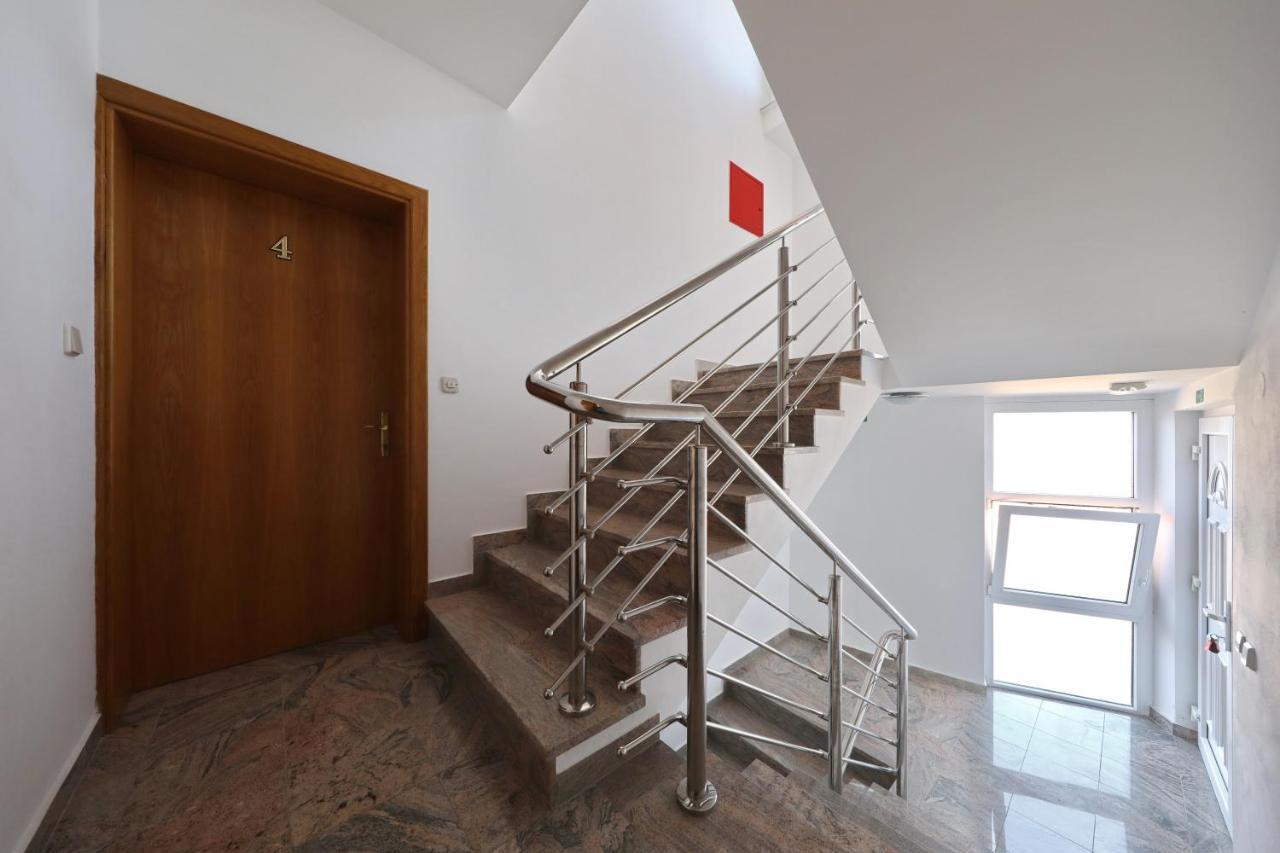 Apartment Dora Preko Buitenkant foto