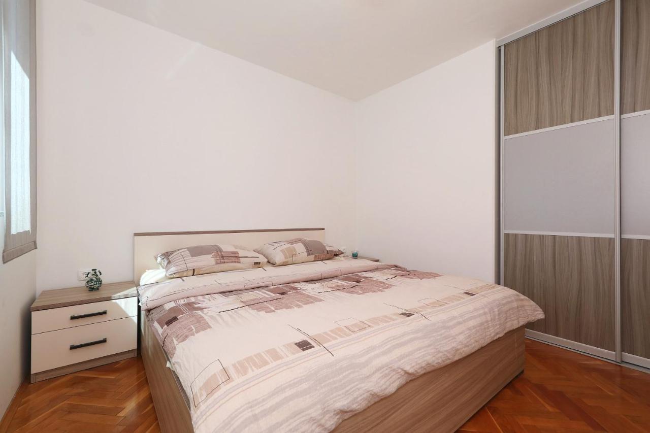 Apartment Dora Preko Buitenkant foto